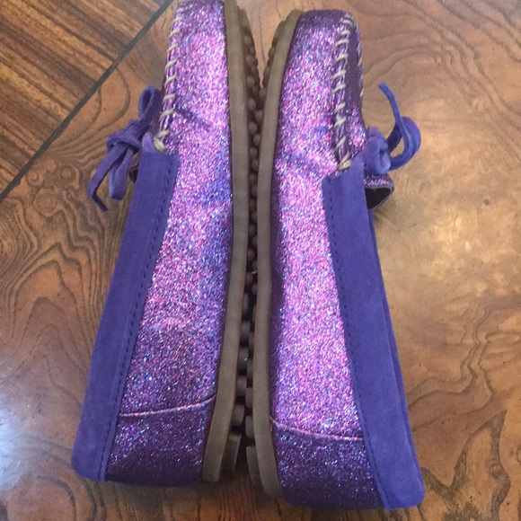 Minnetonka Girls Purple sparkle NWOT - Picture 5 of 8